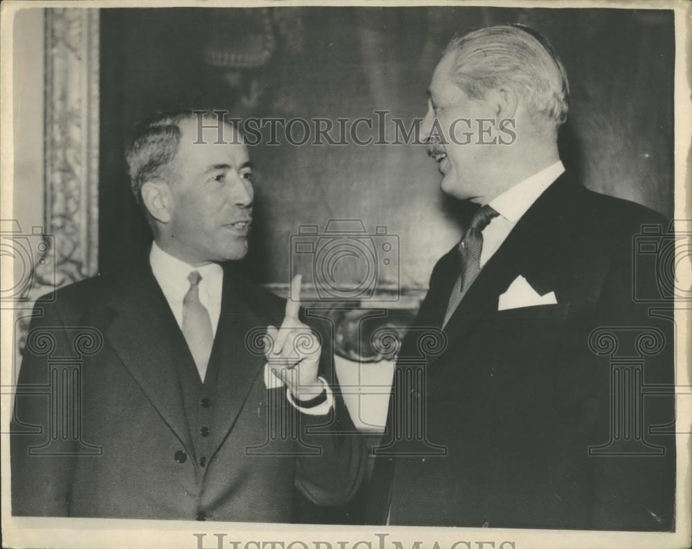 1955 Press Photo French foreign Minister,Antione Pinay & Harold MacMillan - Historic Images