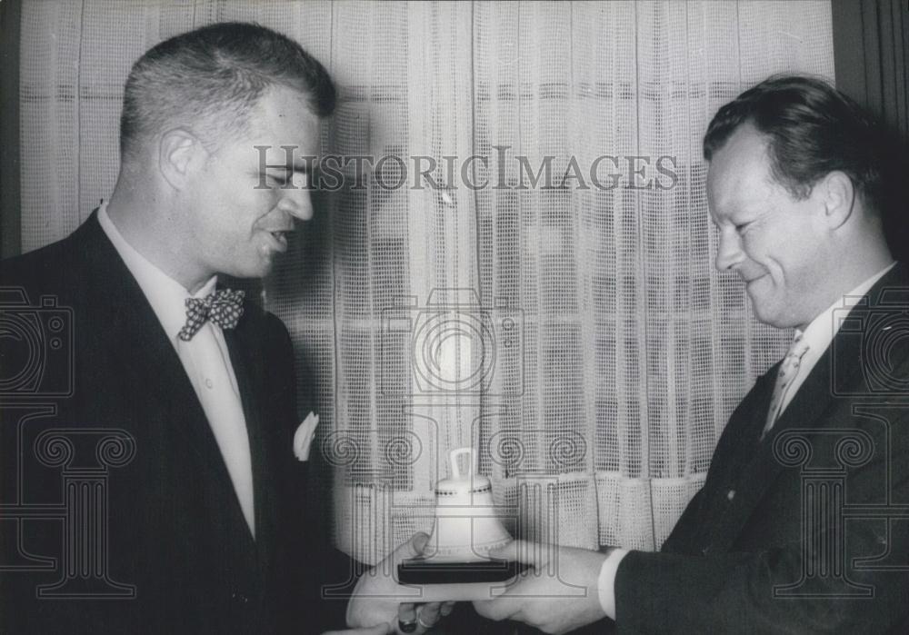 1959 Press Photo G. Mennen Williams MI Governor In Berlin With May Willy Brandt - Historic Images