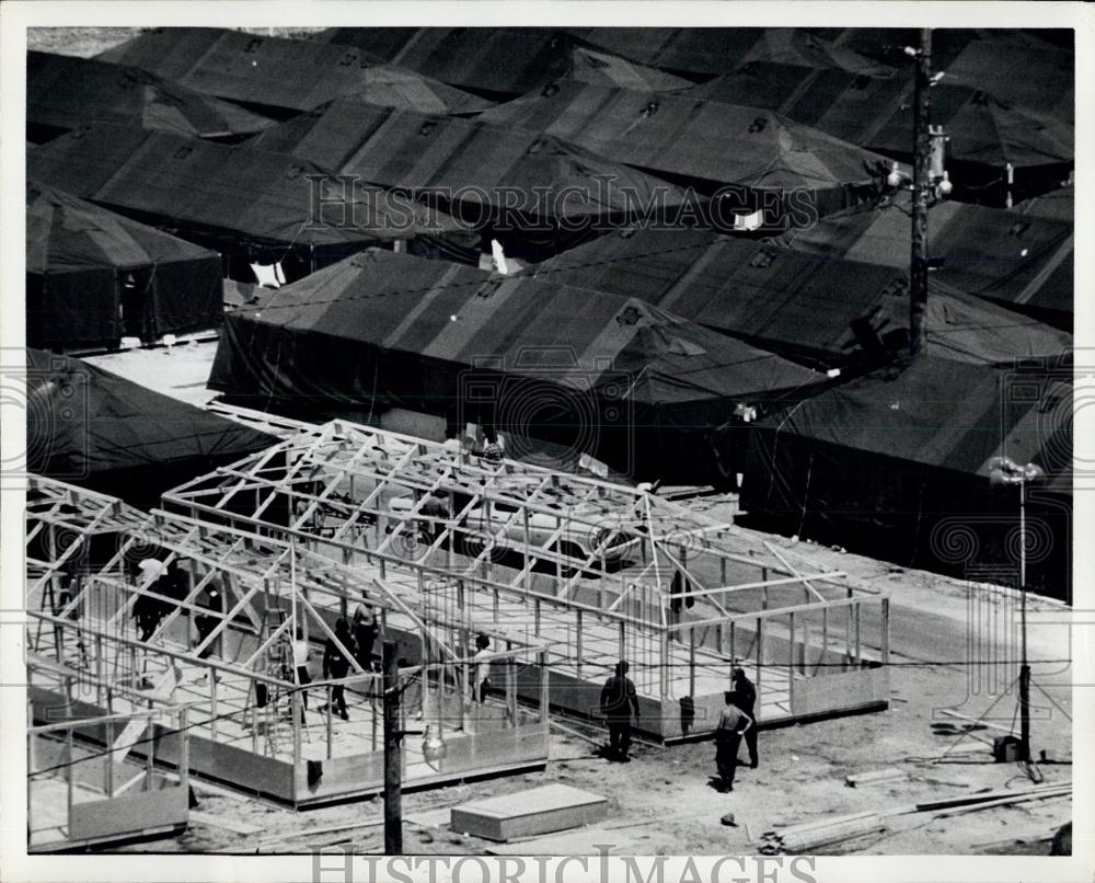 Press Photo A tent city is constructed for Cuban refugees - Historic Images