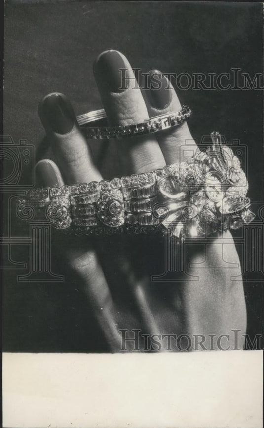 1953 Press Photo Priceless Watches Paris Jeweler's Show - Historic Images