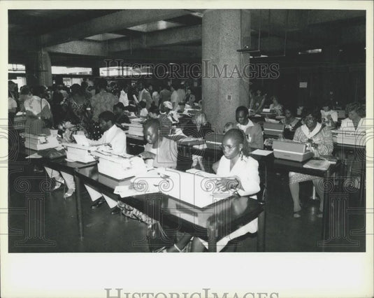 1985 Press Photo Conference on United Nations Women's Decade in Narobi - Historic Images