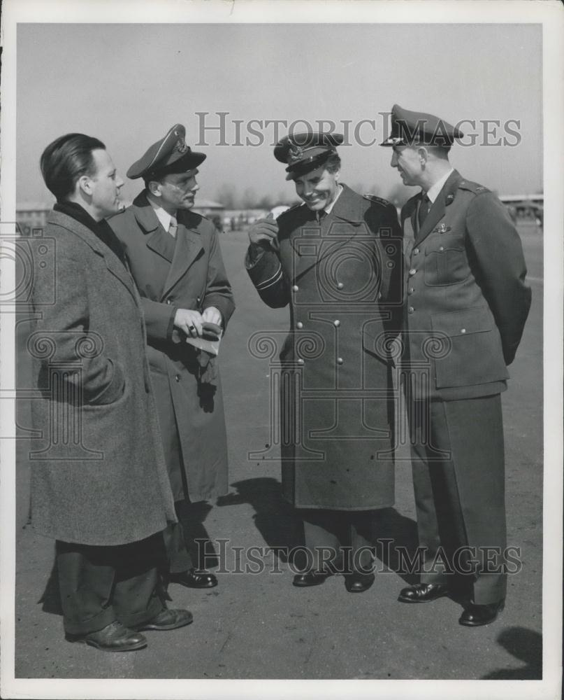 1956 Press Photo J. Cunningham Hans Noebel, Hans Mehlen And Warner Leuchtenberg - Historic Images