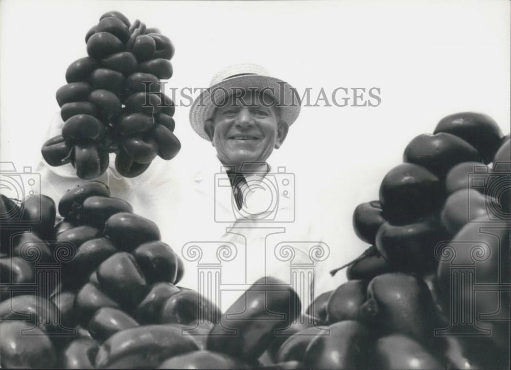 Press Photo Albert Hirst Chef Black Puddings Factory Queen&#39;s Road Yorkshire - Historic Images