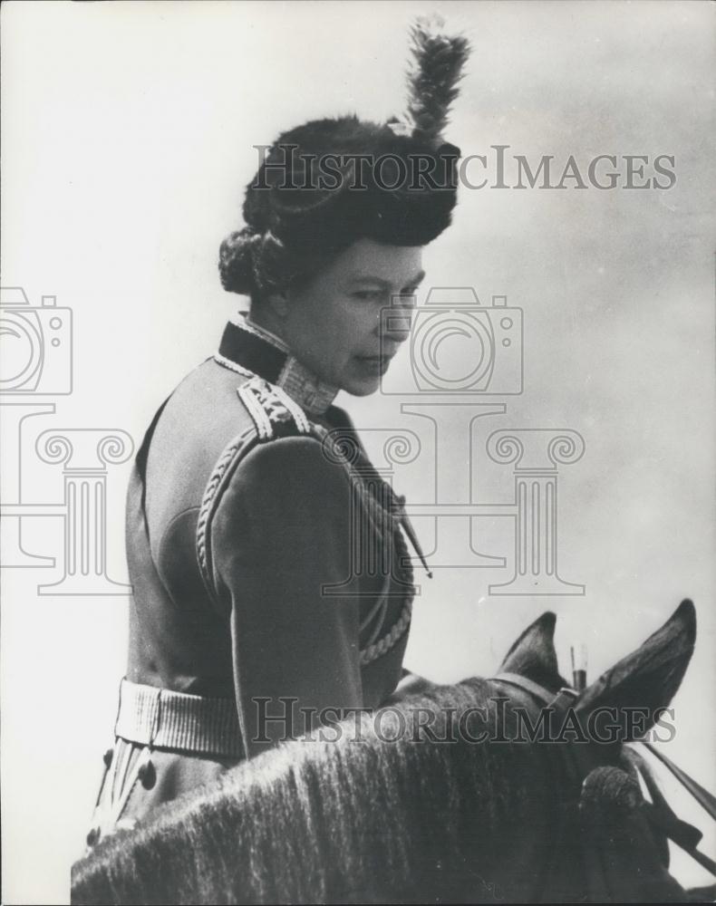 1974 Press Photo Trooping The Colour Ceremony - Historic Images