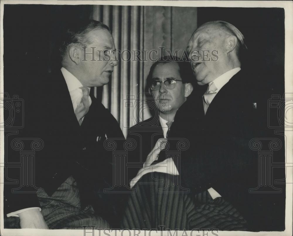 1958 Press Photo W German Dr. Adenauer,Mr. Selwyn Lloyd - Historic Images