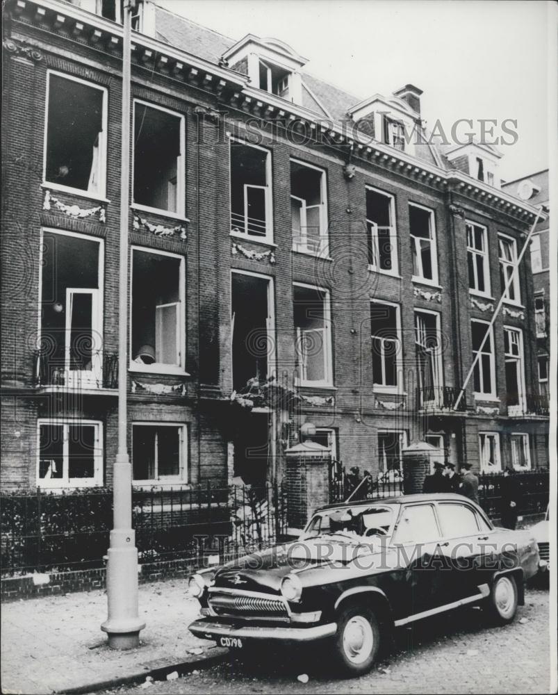 1971 Press Photo Soviet Trade Delegation Bldg In Amsterdam Bombed-Debris - Historic Images