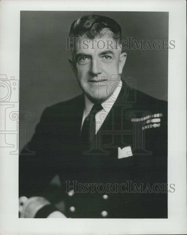 1955 Press Photo Vice-Admiral Sir John A.S. Eccles - Historic Images