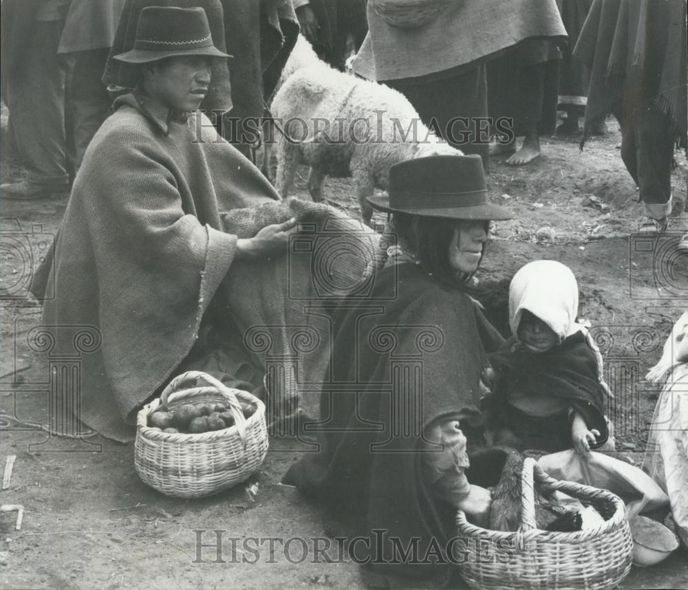 Press Photo Ecuador - Historic Images