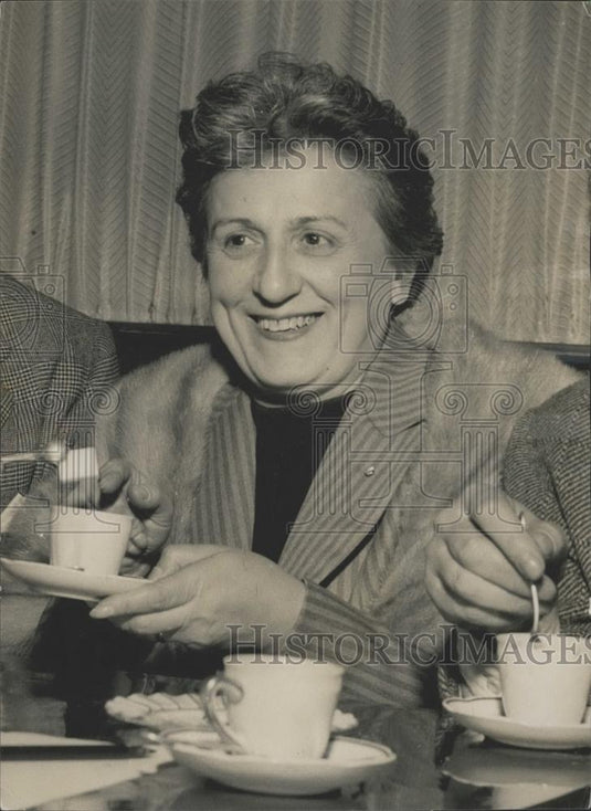 1940 Press Photo Actress Titina De Filippo - Historic Images