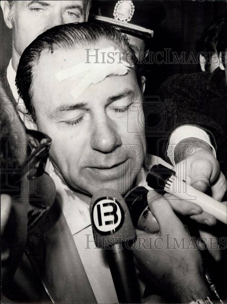 1971 Press Photo Argentine General Julio Alsogaray Wounded, Kidnapping - Historic Images