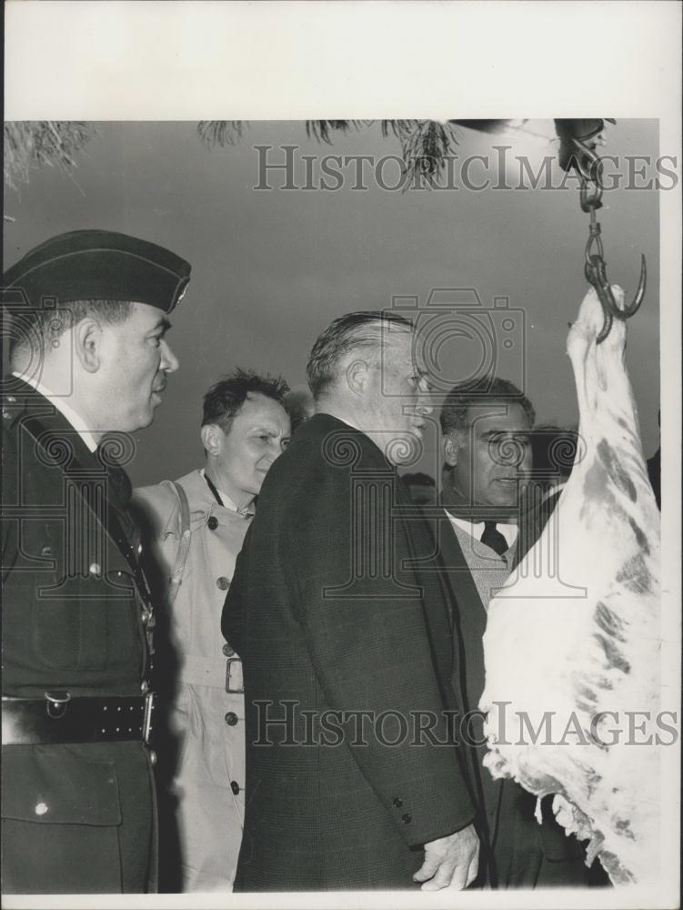 Press Photo Michigan Governor George Romney, Refugee Camp, Jordan - Historic Images