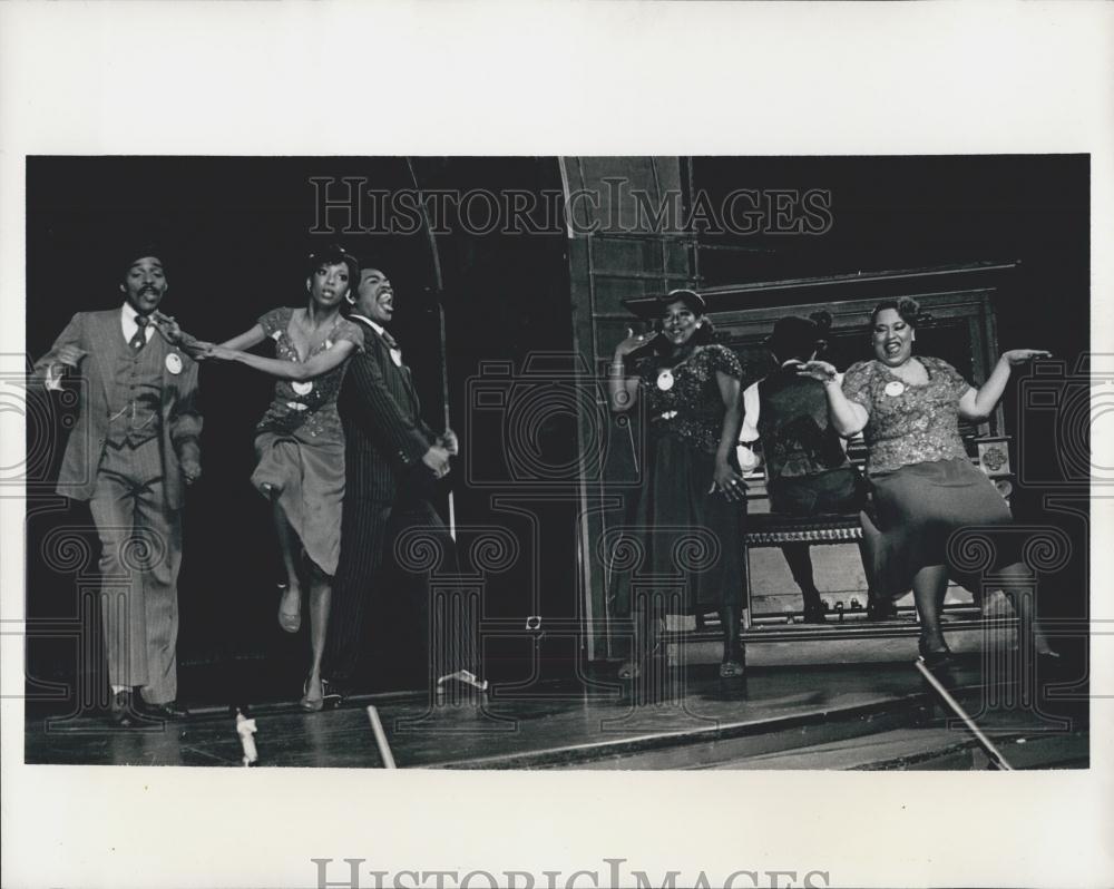 1981 Press Photo Lonnie McNeil Adriane Lennox Ken Prymus Teresa Bowers Oxley - Historic Images