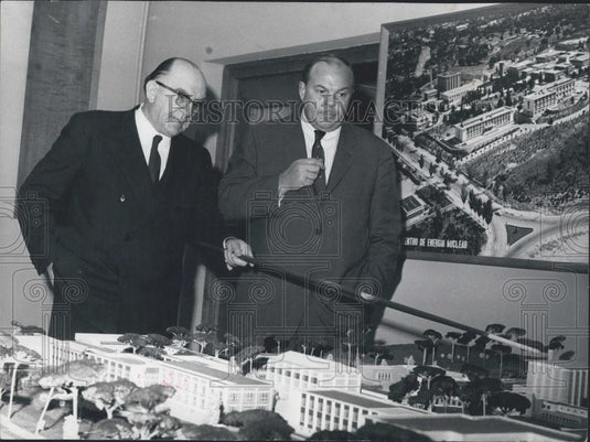 1969 Press Photo US Ambassador Spain Robert Hill Professor Otero Navascue - Historic Images