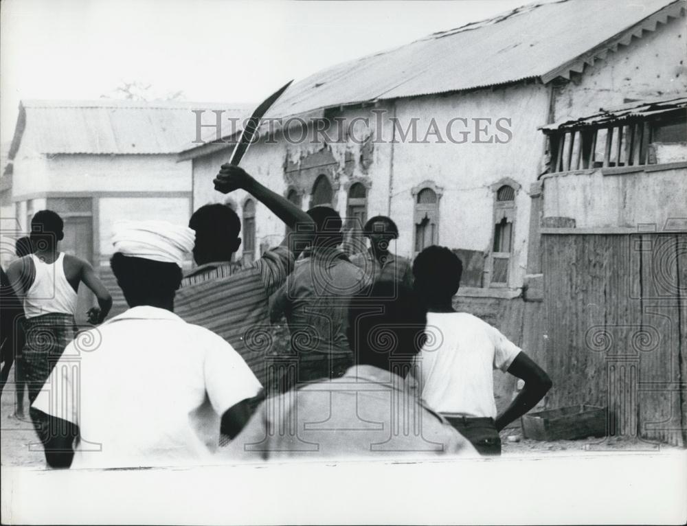 1967 Press Photo Riots follow in referendum in French Somali land - Historic Images