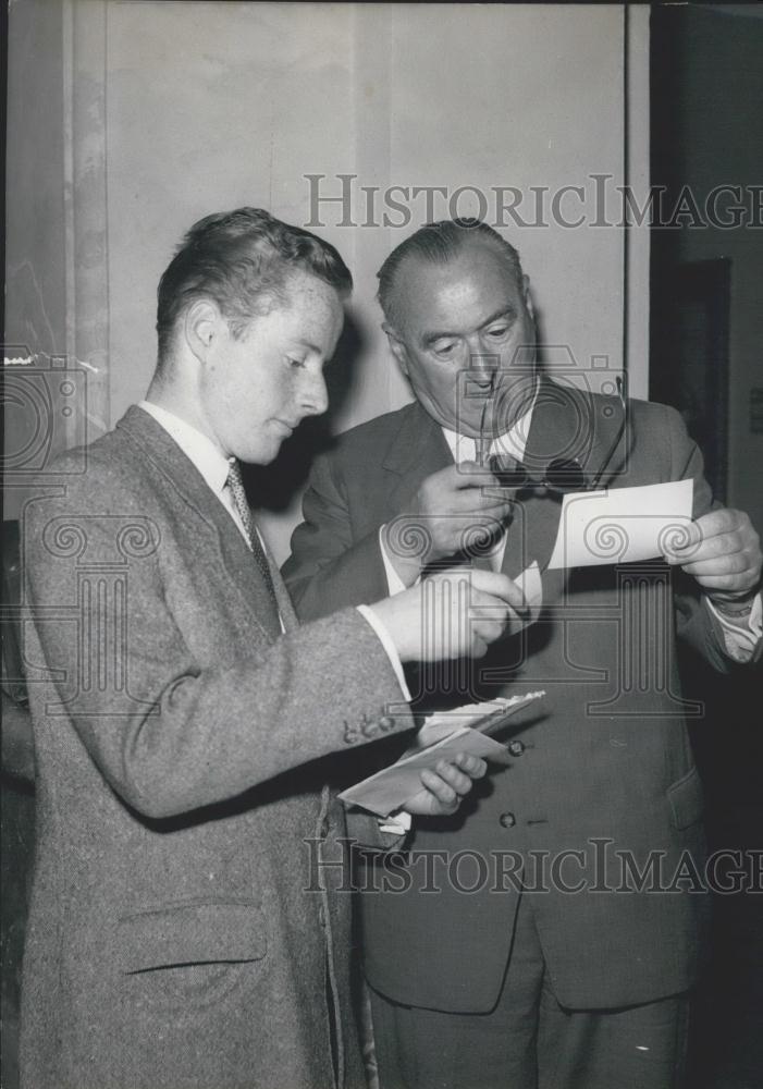 1957 Press Photo Peter Schoerner &amp; dad former general-field-Marshal Ferdinand - Historic Images