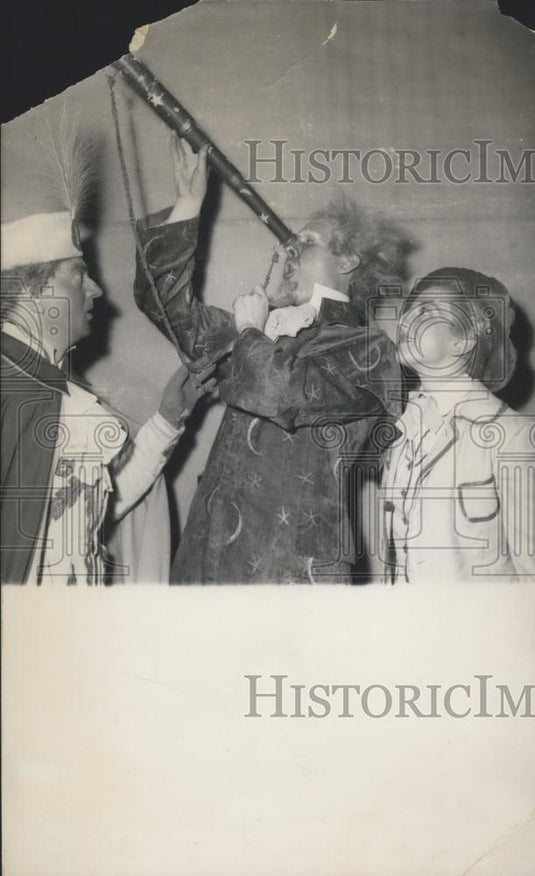 1953 Press Photo Loreau Capiaux Lasuli Competitors Opera Comique Singers Etoile - Historic Images