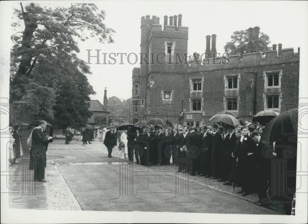 1957 Press Photo Fourth of June celebrations at Eton College - Historic Images