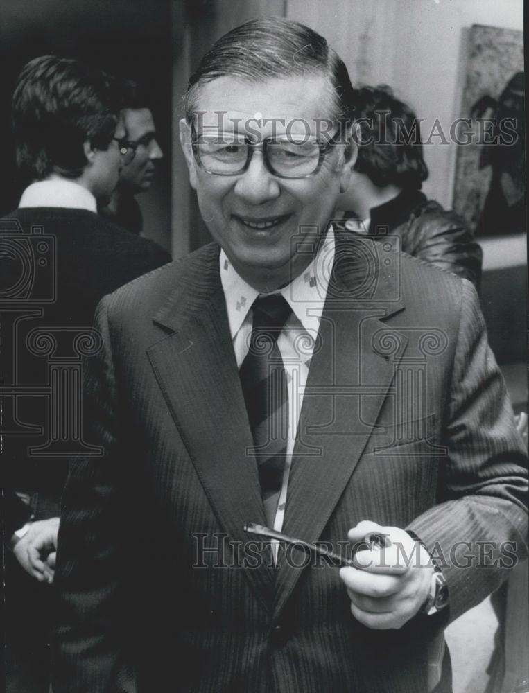 Press Photo Soviet Writer Alexander Chiakovsky in Rome - Historic Images