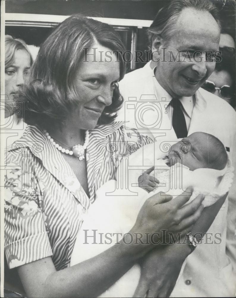 1974 Press Photo Princess Irene And Baby Daughter &amp; Prince Carlos Hugo - Historic Images