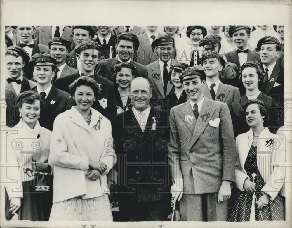 1955 Press Photo Prince Harald gives Garden Party to his school fellows - Historic Images