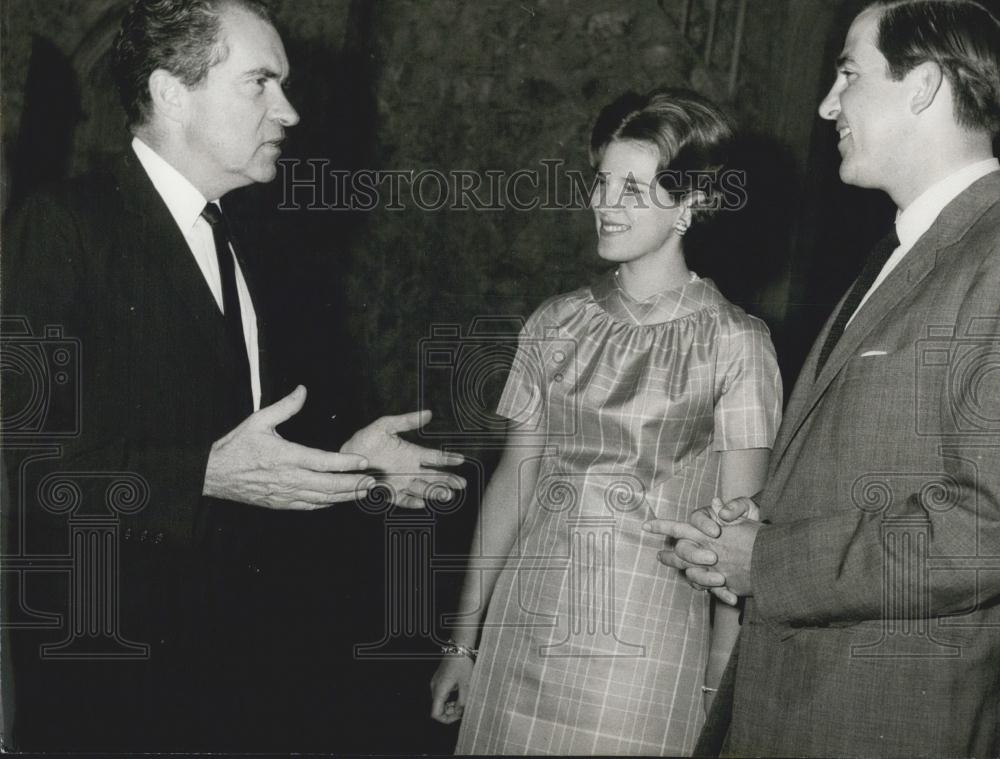 1967 Press Photo King Constantin and Queen Anne Marie received at the Royal Pala - Historic Images