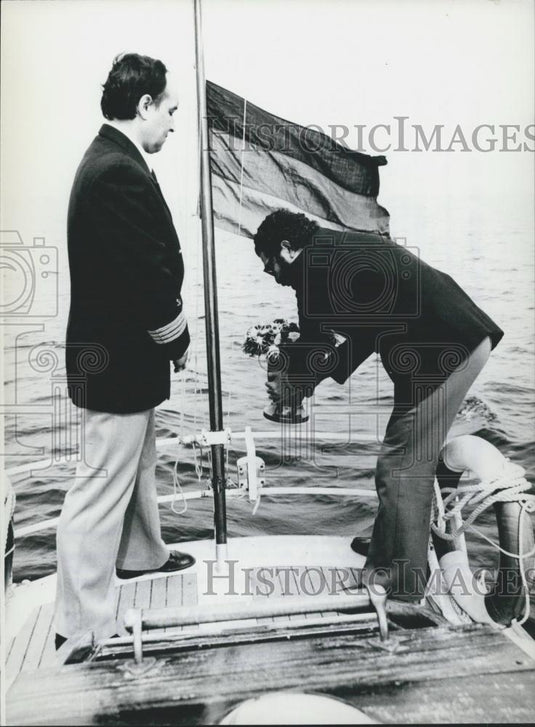 Press Photo German Shipping Firm for Sea Burials - Historic Images