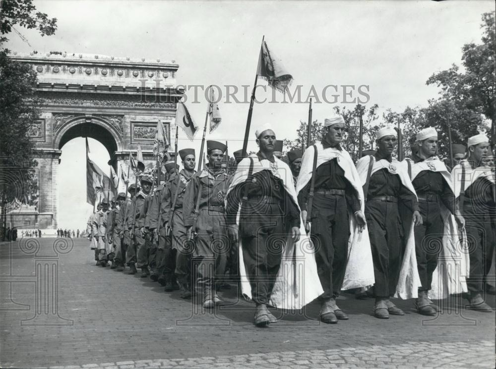 1957 Press Photo Bastille Day Celebrations on the Champs-Elysees - Historic Images