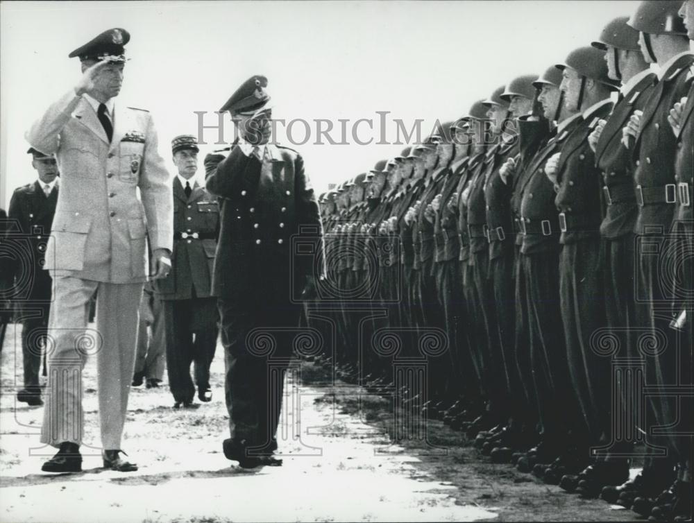 1957 Press Photo First German units handed over to NATO - Historic Images