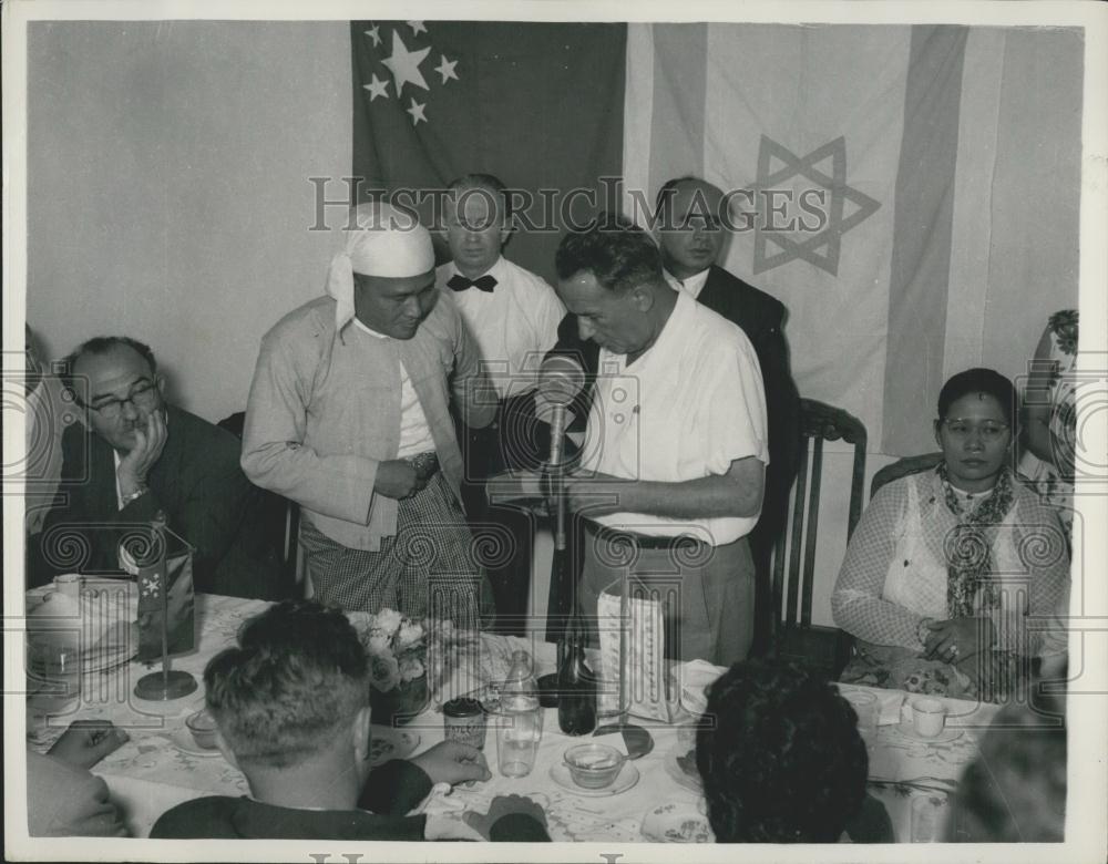 1955 Press Photo Prime Minister Of Burma On Visit To Israel - Historic Images