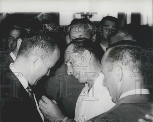 1965 Press Photo Russian cosmonaut Col. Belyaev U.S. astronaut Gordon Cooper - Historic Images