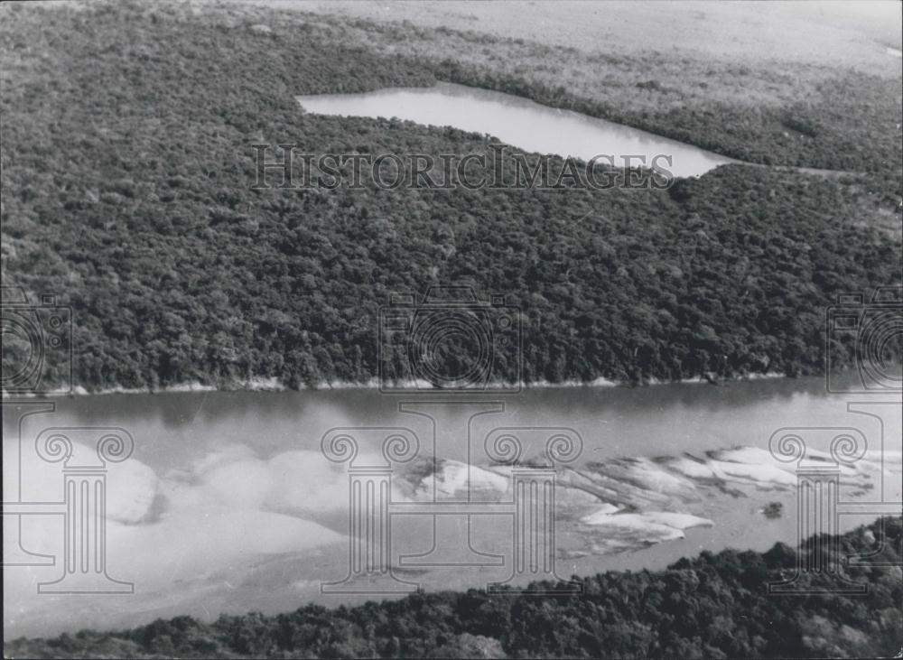 Press Photo Brazil: Area of Jacare at Kulvene River, Kamayra - Historic Images