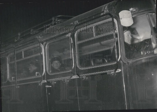 Press Photo The convoywith criminals leaves Vincennes - Historic Images