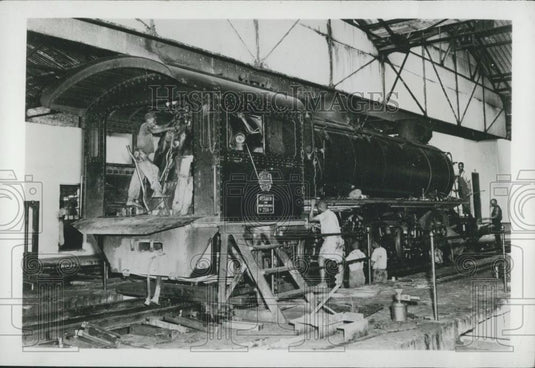 Press Photo Congo Industries repair shops - Historic Images