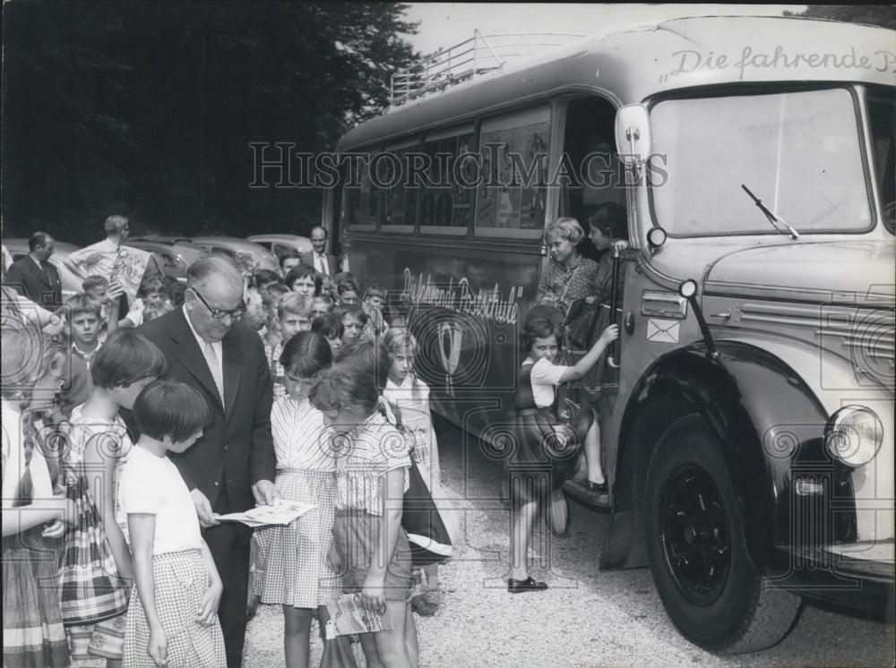 1959 Press Photo 1st German Post School Bus Taken into Service-Dusseldorf - Historic Images