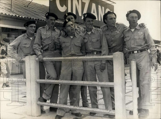Press Photo French Prisoners of war who were liberated after the armistice - Historic Images