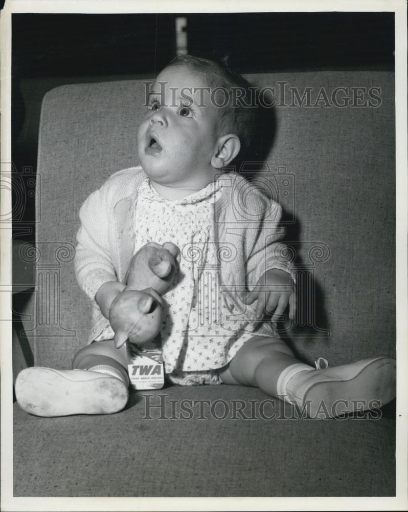 Press Photo Eight month old Sue Ann Arndt - Historic Images