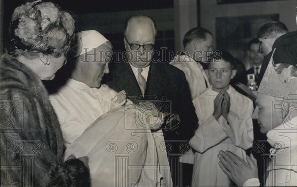 1960 Press Photo Grandson of Prince Xavier de Bourbon Parme Christined - Historic Images