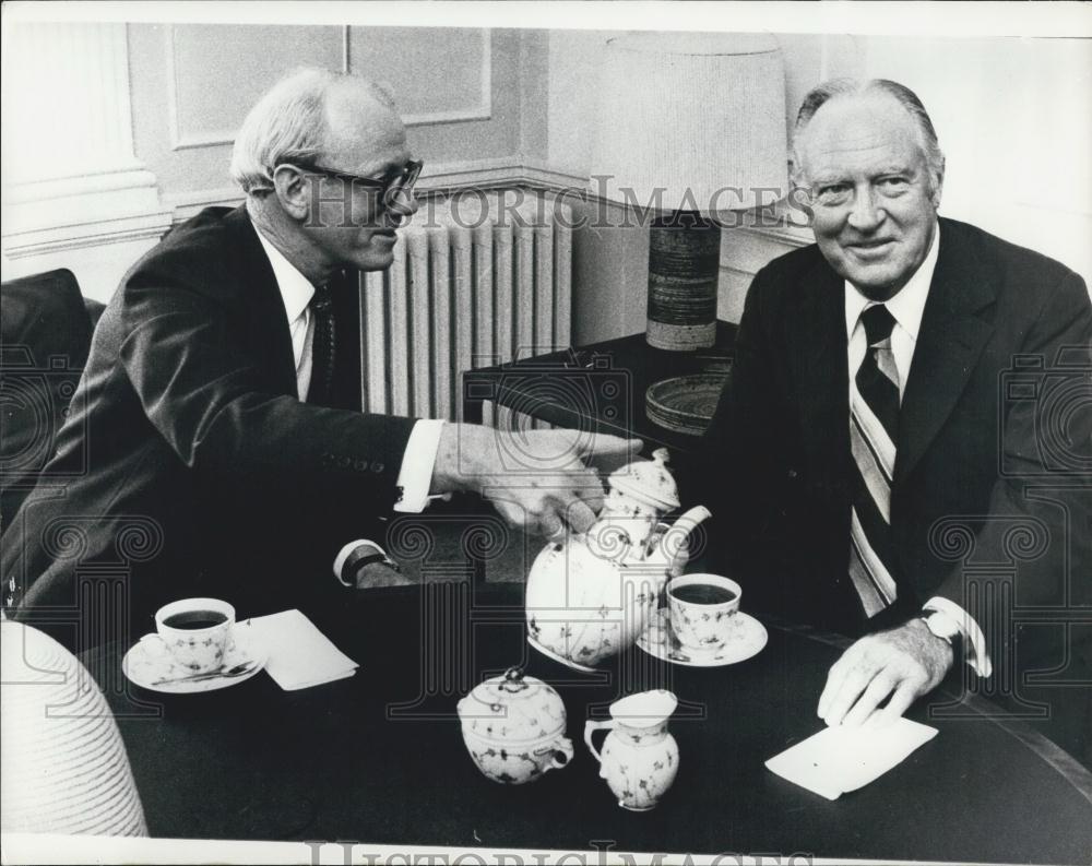 1973 Press Photo Tea For Two - U.S. Secretay of State Visits Denmark - Historic Images