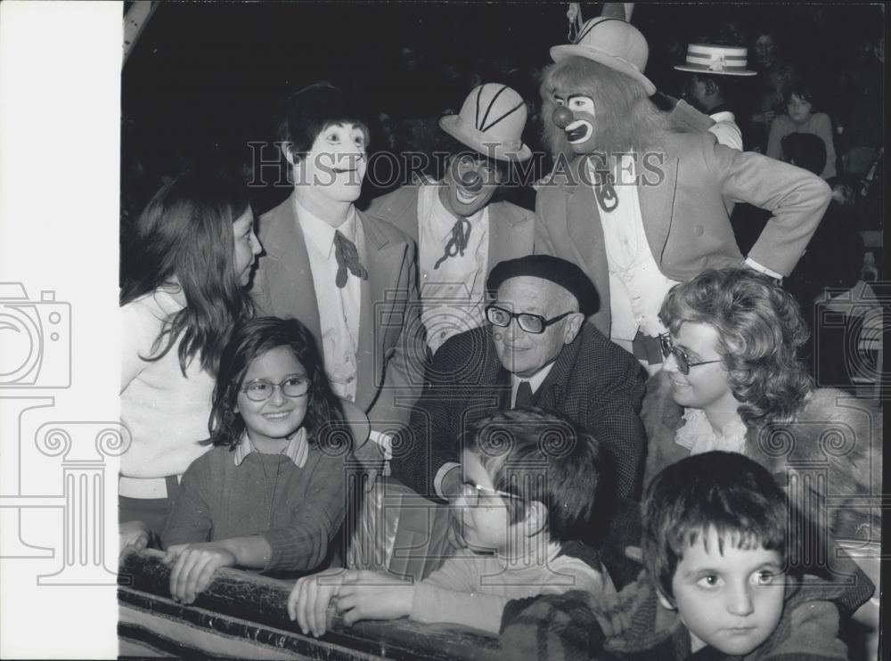 Press Photo Pietro Nenni & great-grand-children - Historic Images