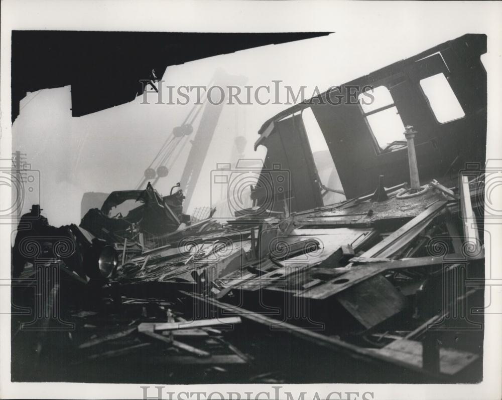 1957 Press Photo 61 Die and 200 Injured in Lewisham Rail Disaster - Historic Images