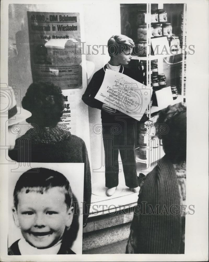 1964 Press Photo Dummy used in search for boy - Historic Images