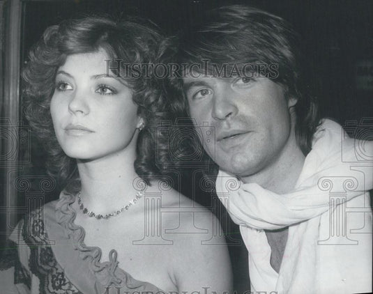 1978 Press Photo Joan Collins and Oliver Tobias. - Historic Images