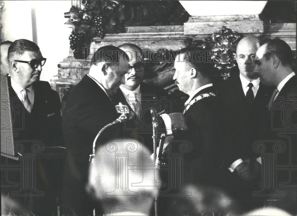 Press Photo 2 South American Presidents at Casas Rosada - Historic Images