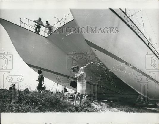 1965 Press Photo Europe's Largest Catamaran Launched - Historic Images