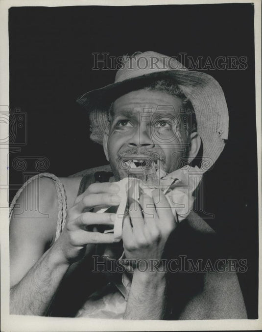 1960 Press Photo Lloyd Reckford a West Indian Actor has formed a W. Indian Theat - Historic Images