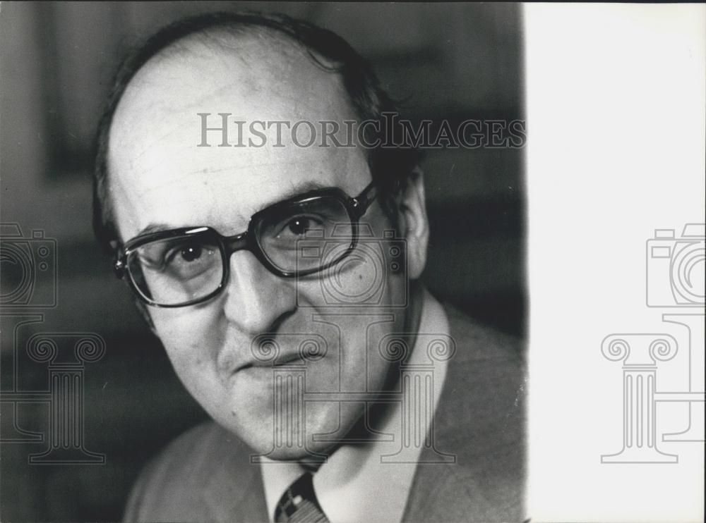 1976 Press Photo Swiss Minister Kurt Furgler - Historic Images
