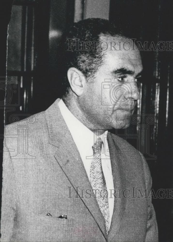 Press Photo Dr Mourad Ghaleb, Minister of State, Foreign Affairs - Historic Images