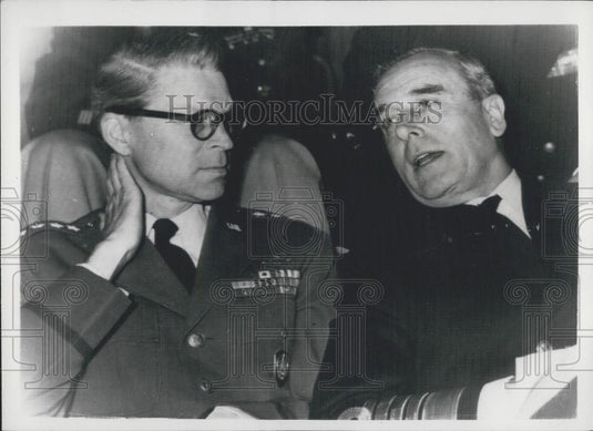 1957 Press Photo General Norstad and Earl Mountbatten - Historic Images