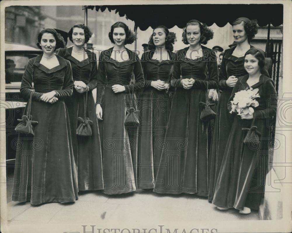 1953 Press Photo Bridesmaids at wedding of Prince Serge Obolensky&amp; Ms Helbronner - Historic Images