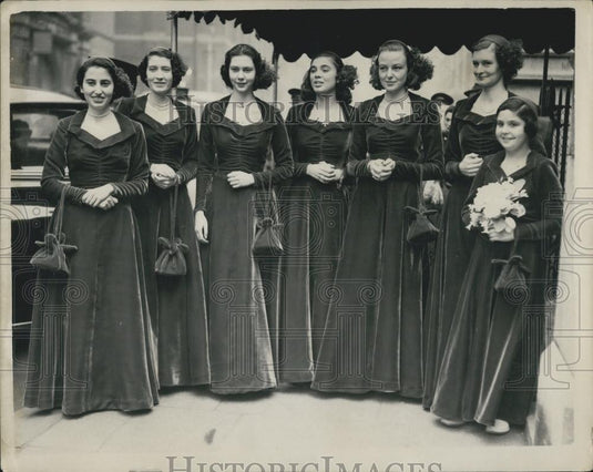 1953 Press Photo Bridesmaids at wedding of Prince Serge Obolensky& Ms Helbronner - Historic Images